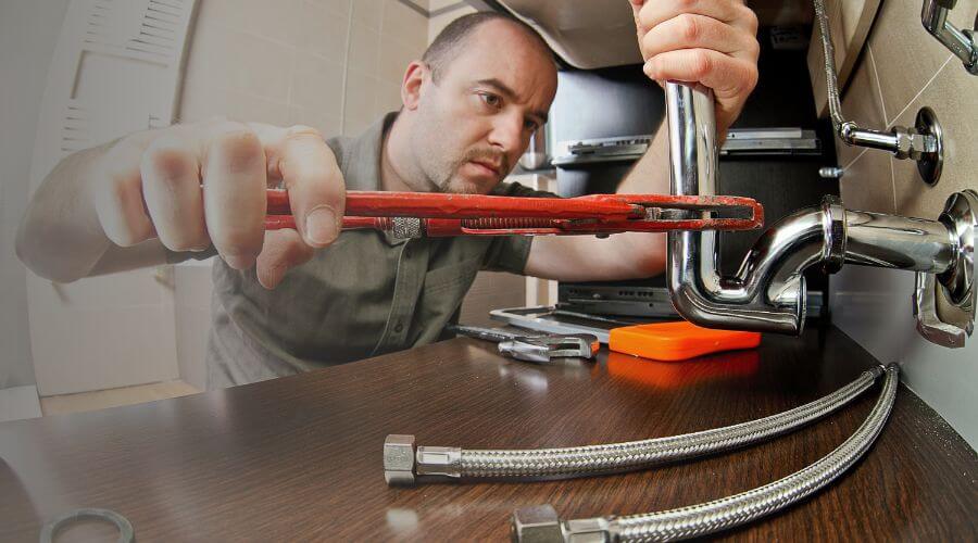Professional emergency plumbing in Decker, IN
